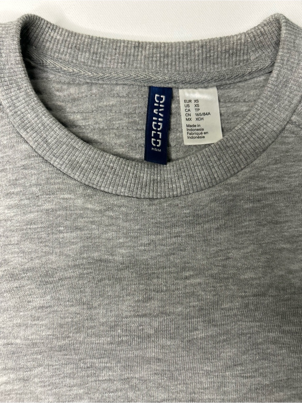H&M Divided Light Gray Panel Detail Seam Crewneck Sweatshirt XS zipper details - Picture 5 of 10